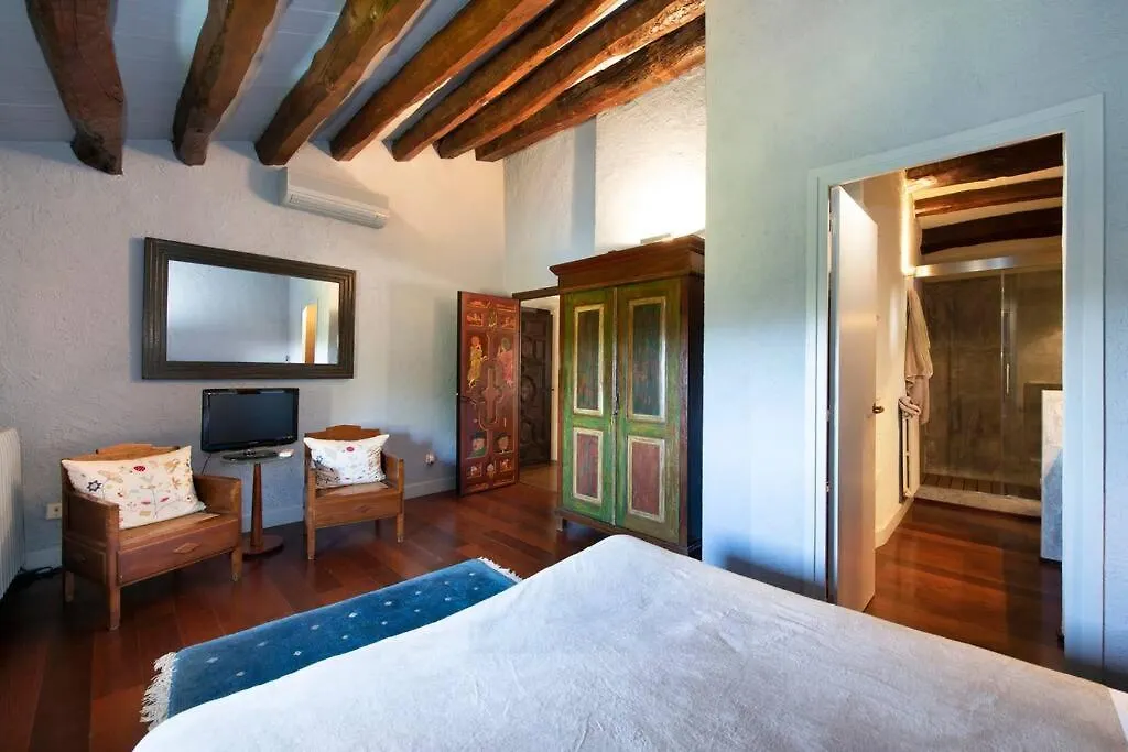 Exclusive & Charming Stone House Villa Pals