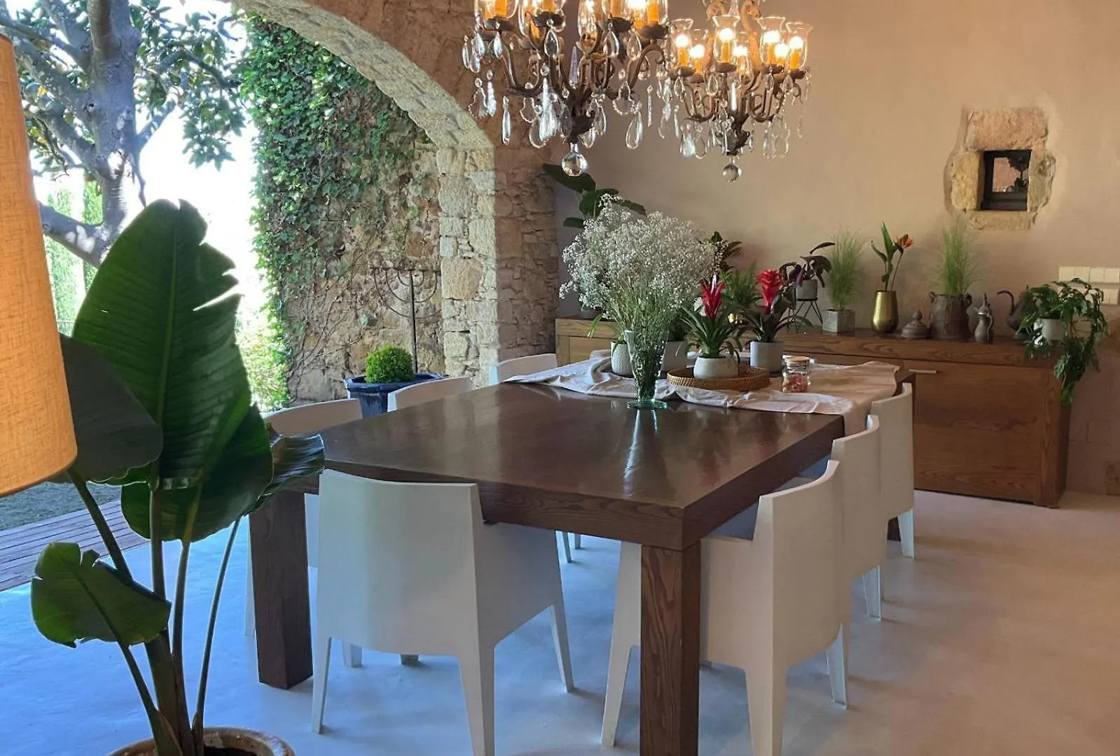 Exclusive & Charming Stone House Villa Pals